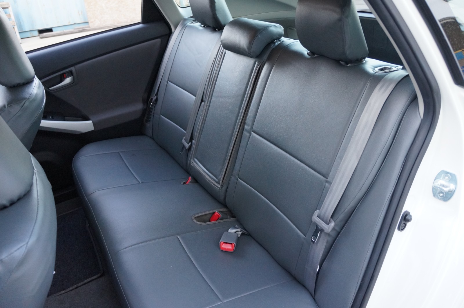 FOR TOYOTA PRIUS 201015 IGGEE S.LEATHER CUSTOM 2 FRONT SEAT COVERS 13