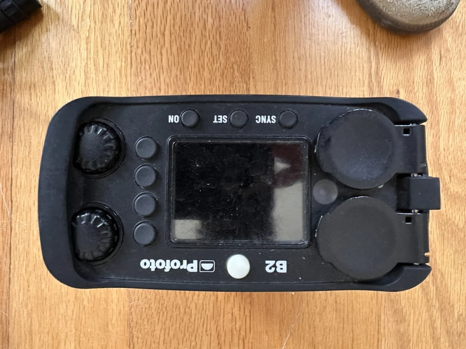 Kit de localización Profoto B2 250 Air TTL 2 cabezales Foto 4 de 4