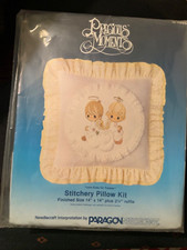 Paragon PRECIOUS MOMENTS Stitchery Pillow Kit Love Goes On Forever 14  x14  