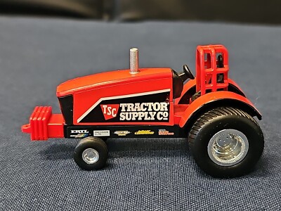 1/64 Tractor Supply Co Pulling Tractor Die-cast Ertl Red Loose RARE 