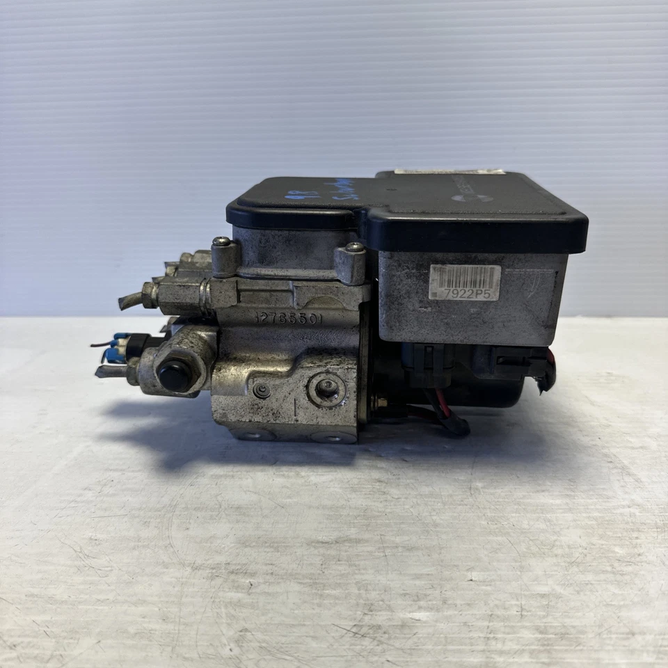 1998-2000 Chevy Silverado K1500 ABS Pump Anti Lock Brake Module Part 12765501 - Image 2 of 4
