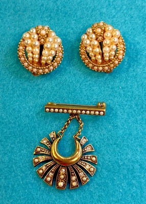 Vintage Cavendish French Recollections Brooch Seed Pearls & rhinestones Earrings