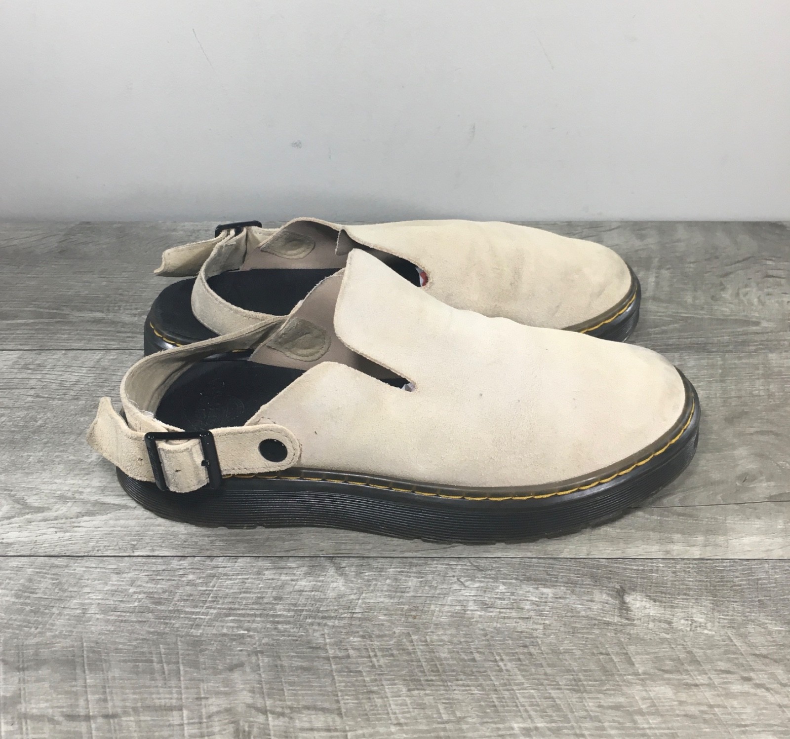 Dr. Doc Martens Carlson Suede Casual Slingback Tan Slip On Mules Shoes Womens 9