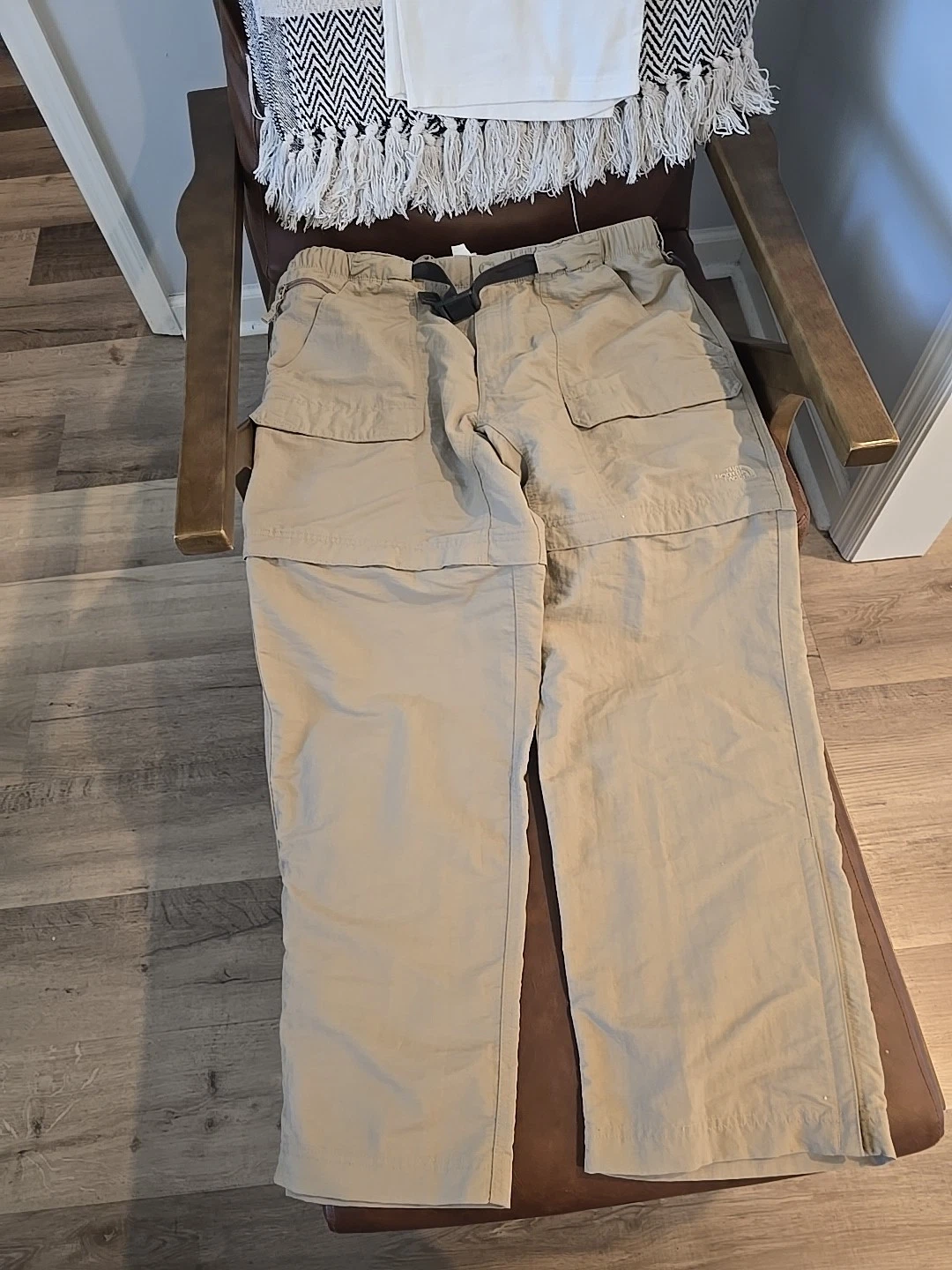North Face Pants Mens XXL Convertible Nylon Cargo Hiking Wind T150+T550 Zip Off