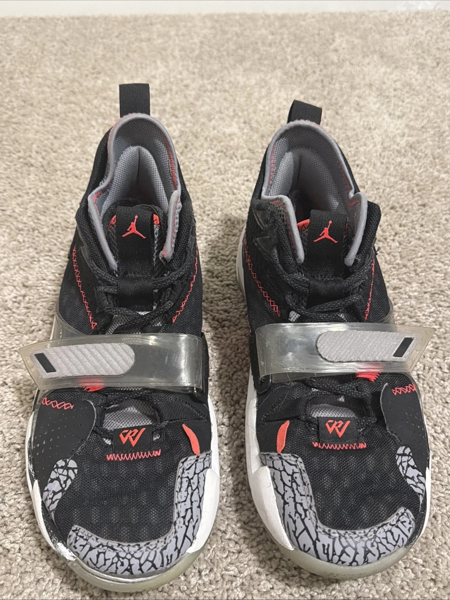 マイケルジョーダン2点セット Russell Westbrook x Air Jordan 16 Retro Why Not? for Sale