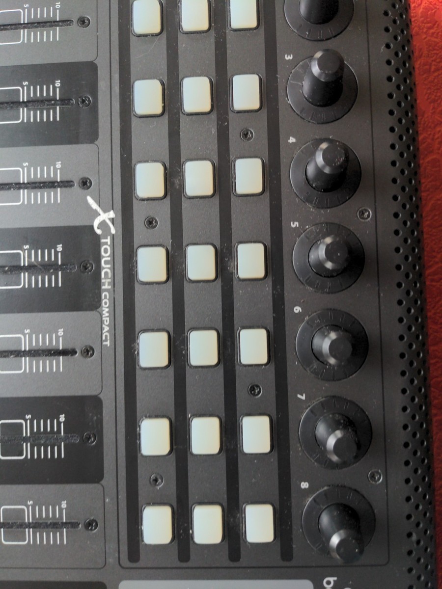 Behringer X-Touch Compact Universal Control Surface Music