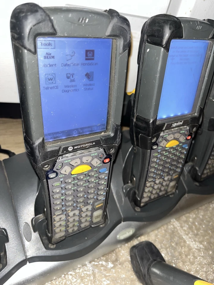 LOT of 4 Symbol MC9090-G Barcode Scanners Long Range 1D Laser Windows CE 5.0 - Image 3 of 4