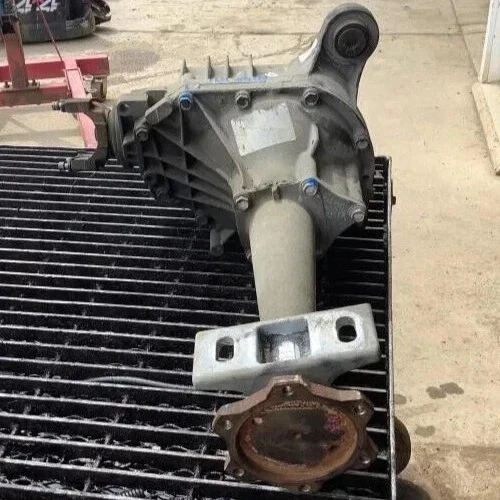 2002-2006 Cadillac Escalade Front Differential Carrier Assembly 3.73 Ratio OEM — 第 2/4 张图片