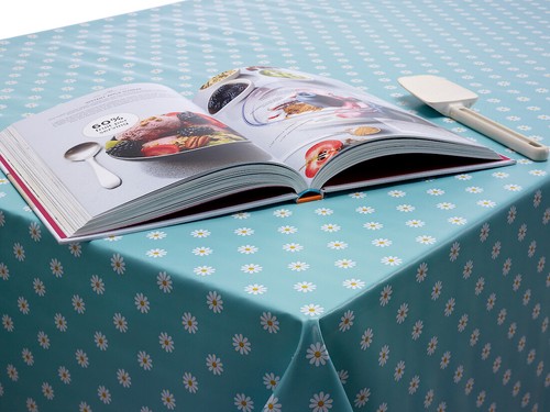 PVC Vinyl Oilcloth Wipe Clean Outdoors Tablecloth 140cm x 200 50mm Parasol Hole - Picture 5 of 40