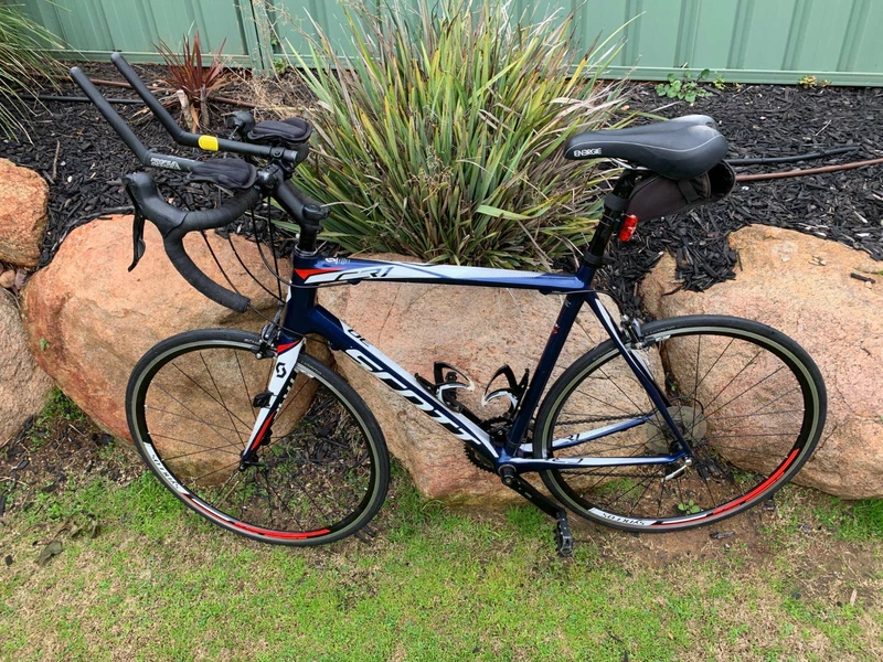 gumtree mens road bike