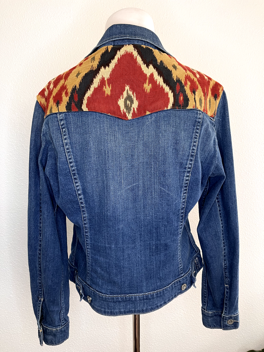 Levi's Aztec Denim Jean Jacket Size Medium Women's Blue Wash