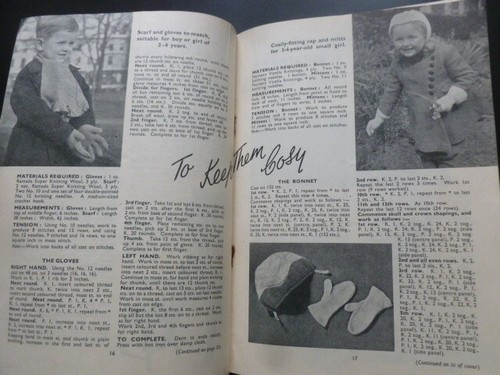 ‘VIYELLA’ KNITTING BOOK No. 3 - WOOLLIES FOR CHILDREN - 1940's Knitting Patterns - Picture 7 of 11