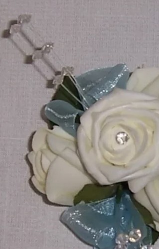 wrist corsage Artificial wedding flowers Prom Fit All Size Baby Blue Ivory Rose - Picture 3 of 7