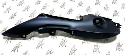 バッグ NEW 22-24 SUZUKI HAYABUSA GSX 1300R OEM COVER,FRAME,L (BLUE) 47211