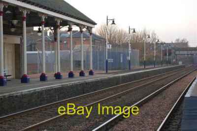 Foto 6x4 Eisenbahnlinie Tayport Die wichtigste Ostküstenlinie bei Broughty Ferry c2008