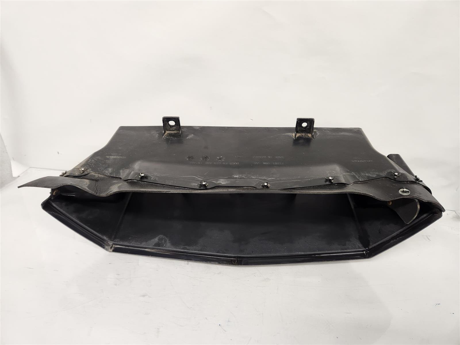 2017-2021 Acura Nsx Front Radiator Air Duct Bumper Center Air Duct 71201-T6n-A00