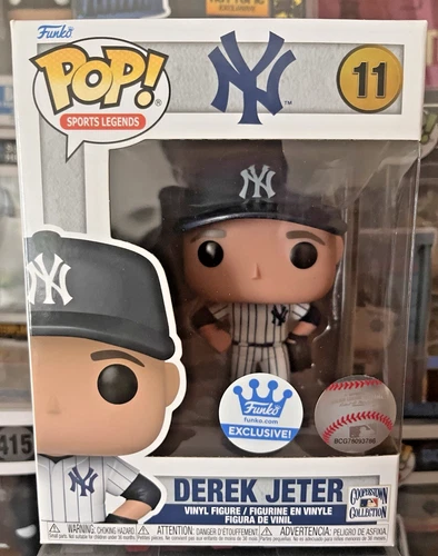 Derek Jeter New York Yankees #11 Funko Pop Shop Exclusive MLB Legend Brand New