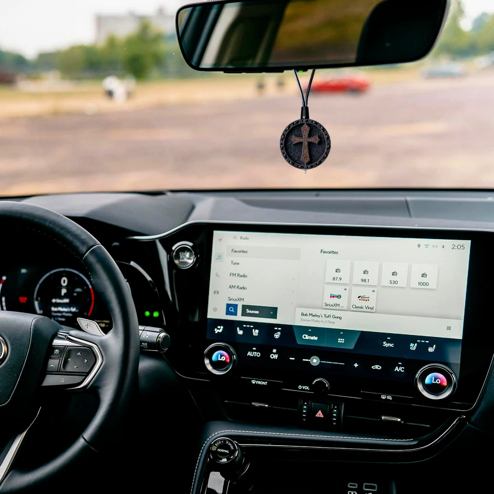 BMW Car Air Freshener Diffuser Handcrafted Luxurious Premium Long Lasting - Image 2 of 4