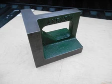 MACHINISTS CAST RIGHT ANGLE BLOCK , 4" x 5" x 3-3/4"