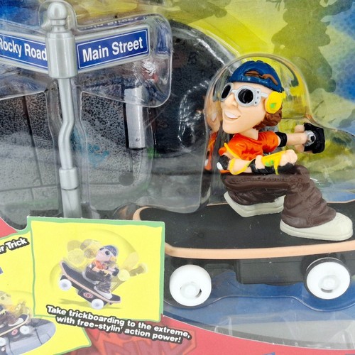 Tech Deck Pee Wee Slim Jimmy TrickBoarders 1999 Sealed Playmates Damaged Pkg - Bild 3 von 13