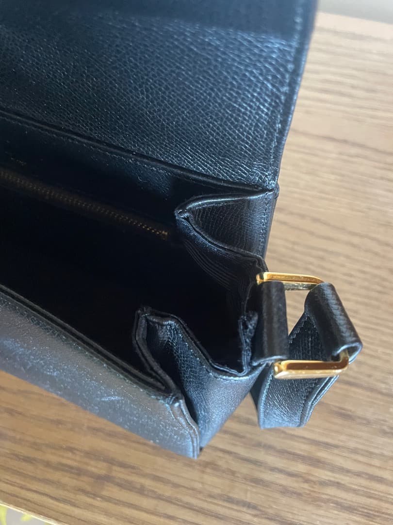 Valentino Garavani Vintage Leather Tassel Flap Shoulder Bag Black Excellent Jap thumbnail 10