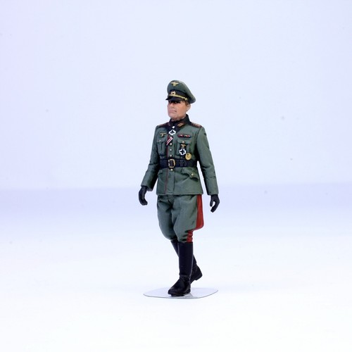 PreSale ProPainted German Officers and Staffs (04 Figures) 1/35 scale, WW2 - Picture 8 of 22