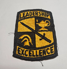 U.S. ARMY ROTC CADET COMMAND PATCH SHOULDER INSIGNIA UNIFORM US R.O.T.C. SCHOOL