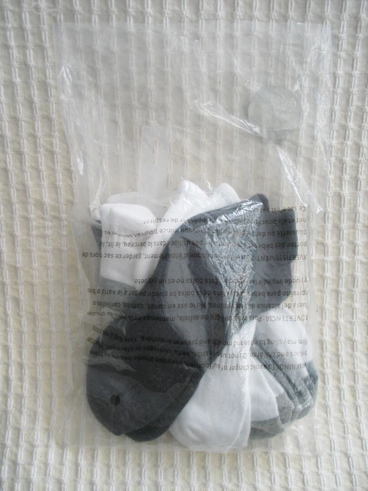 Oshkosh B'gosh Kid 5-Pack Ankle Socks | Cushion Foot & Arch Support | Size 8+up - Image 3 of 4