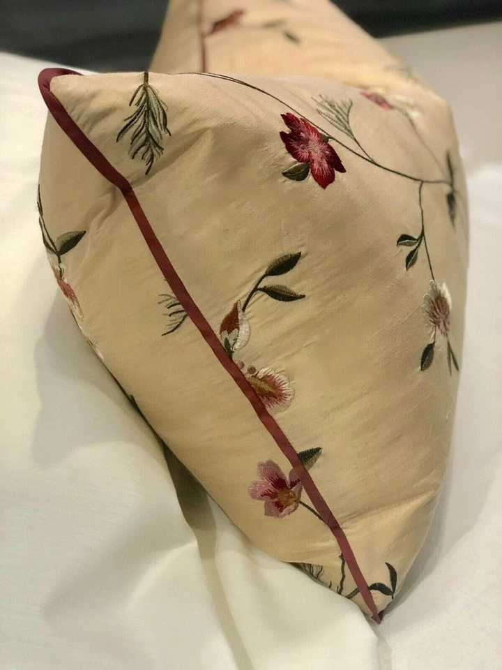 SPRING FLOWERS IN BLOOM. ACCENT PILLOW COVER, SILK EMBROIDERY, MULTI ON IVORY - Image 2 of 3