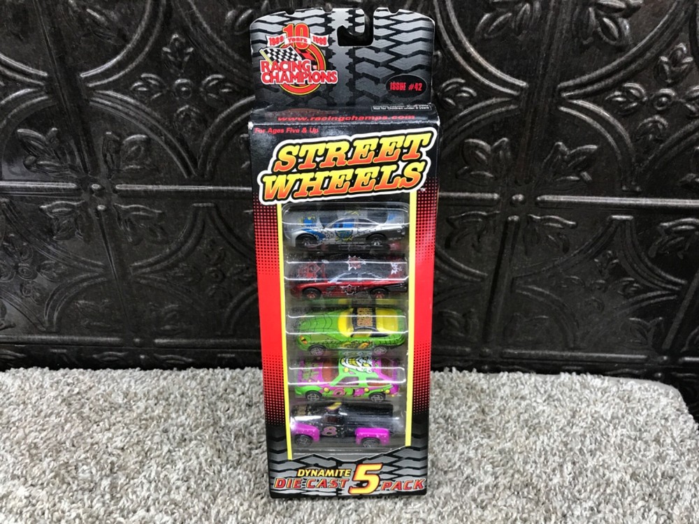 Racing Champions Street Wheels 1999 5 Pack Die Cast Car Set