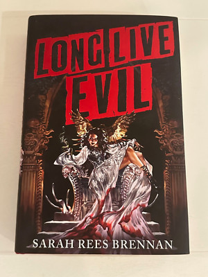 Long Live Evil by Sarah Rees Brennan - Fairyloot Exclusive Edition (Harcover)