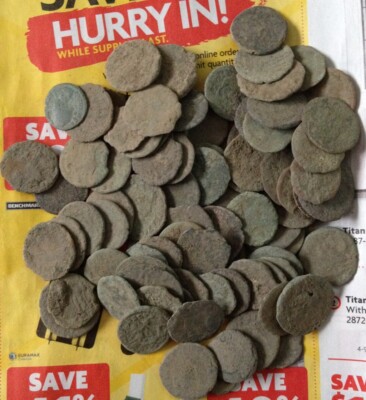 UNCLEANED ROMAN COINS, PRICE PER COIN BUYING !