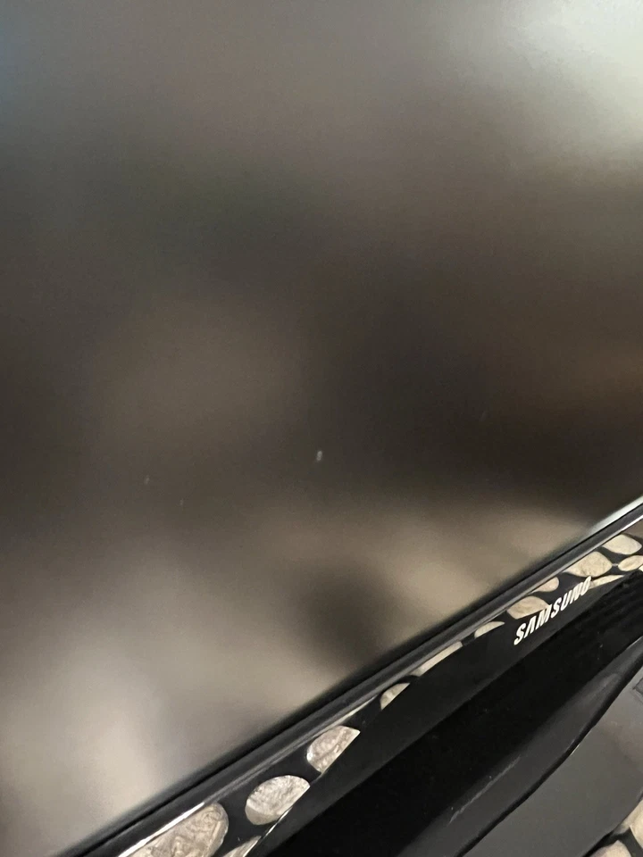 Samsung 22" Full HD 1080P UN22D5003BF LED LCD  120Hz TV w/ Stand Remote 2 HDMI - Image 3 of 4