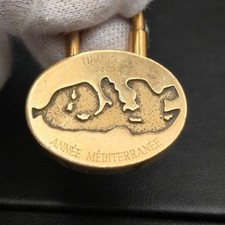 HERMES Cadena Padlock ANNEE M DITERRAN E 2003 Limited Edition Charm Gold