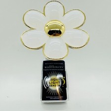 NEW BATH BODY WORKS DAISY NIGHTLIGHT SENSOR WALLFLOWER FRAGRANCE DIFFUSER PLUG
