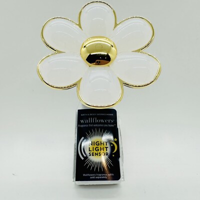 NEW BATH & BODY WORKS DAISY NIGHTLIGHT SENSOR WALLFLOWER FRAGRANCE DIFFUSER PLUG