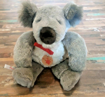 Sigikid Koala Hermann,30 cm Lang, Grau Weiß mit roter Schleife