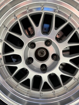 Rays Acorn Closed Ended 17HEX Lug Nuts & Lock 12x1.5mm Chrome Acorn closed end