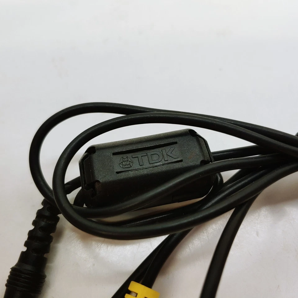 Cable de video TDK VC-100 genuino para cámaras digitales Foto 3 de 4