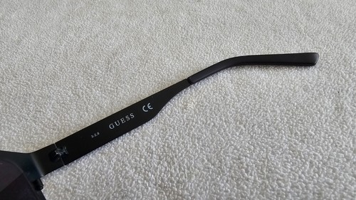 Gafas de sol Guess montura negra. GF0197. - Imagen 8 de 11