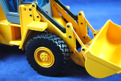 CARICATORE RUOTA ARTICOLATO 1:35 JCB 435 con caratteristiche di lavoro realizzato da JOAL quasi nuovo - Foto 14 di 21