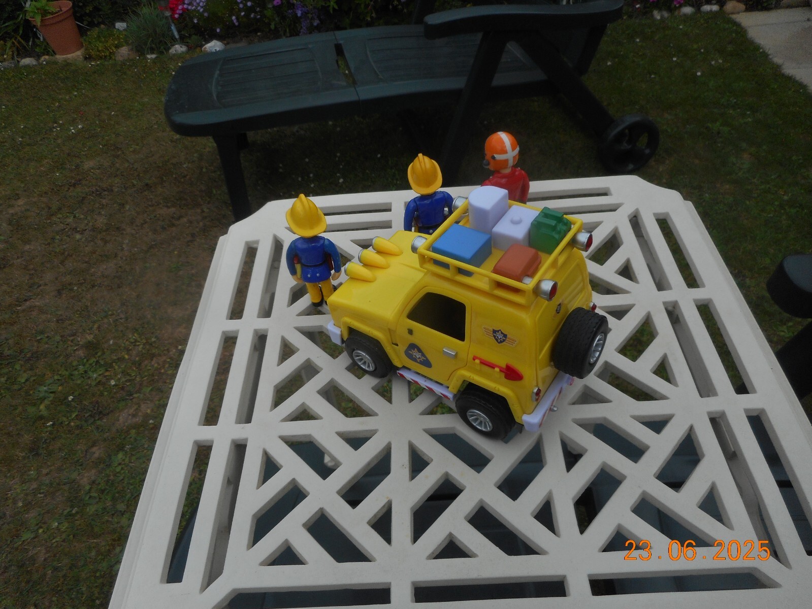 Picture 4 of 5