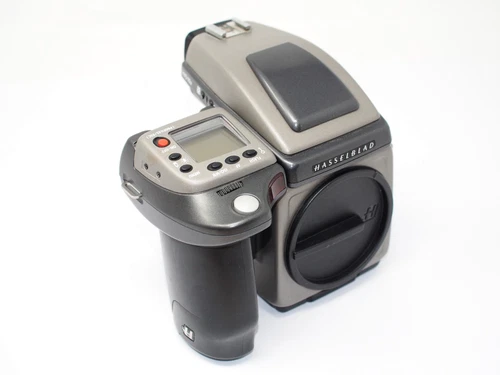 Hasselblad H3D Medium Format Camera Body Only with HVD 90X Prism Finder