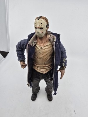Mezco Cinema of Fear Deluxe Jason Voorhees Friday 13th 12