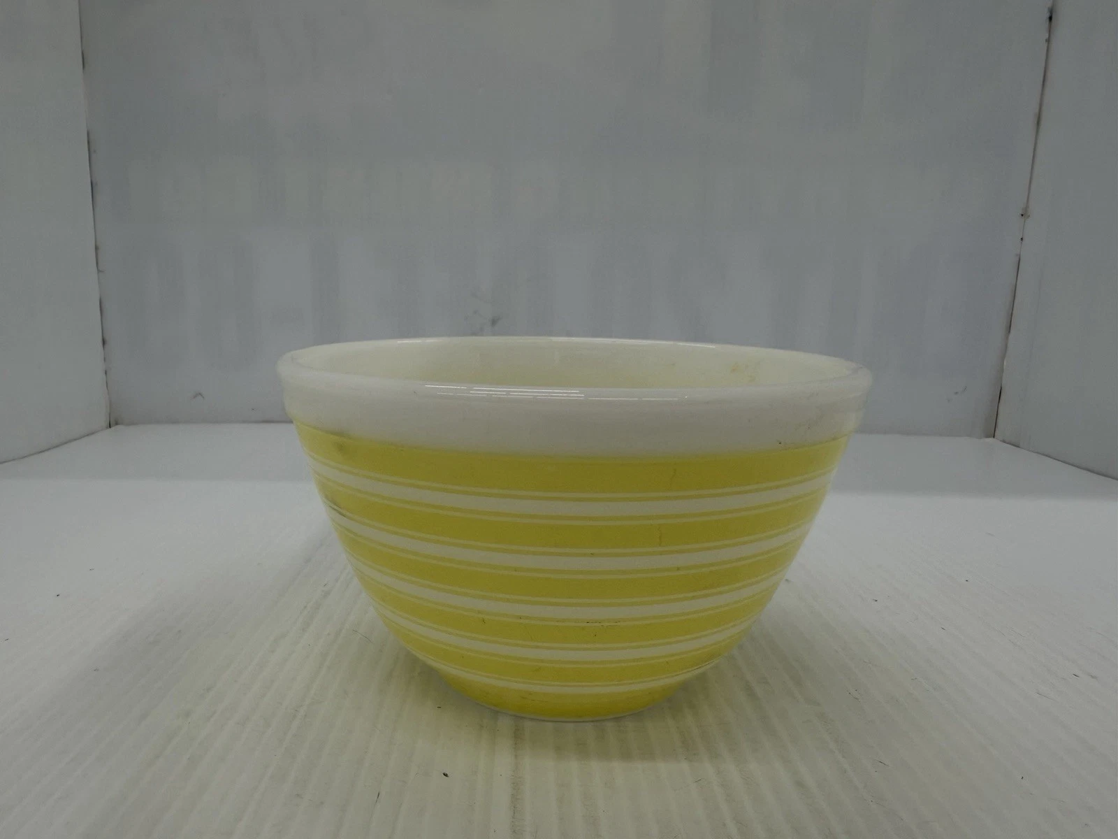 Vintage Pyrex 401 Mixing Bowl Yellow Stripe 1 1/2 Pint