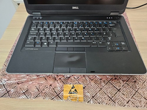 Dell Laptop E6440 - i5 - AMD Radeon HD 8690M - No Ram - No Storage - Fault - Picture 2 of 21