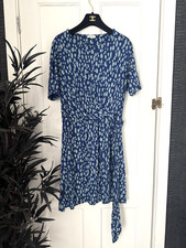 Fat Face UK Size 12 Blue and Light Blue Spotted Short Sleeve Jersey Dress