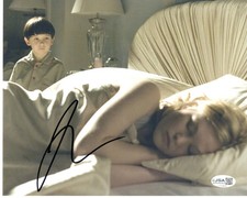 Julia Stiles signed 8x10 Photo Katherine Thorn The Omen JSA