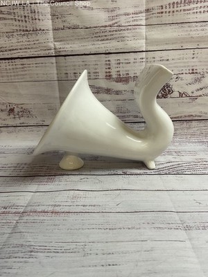 Hudson Grace Ceramic Horn Decorative Vase