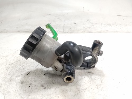 2001 Triumph Speed Triple 955i Front Brake Master Cylinder - Picture 4 of 10